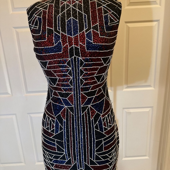 Formal dress - Picture 2 of 16